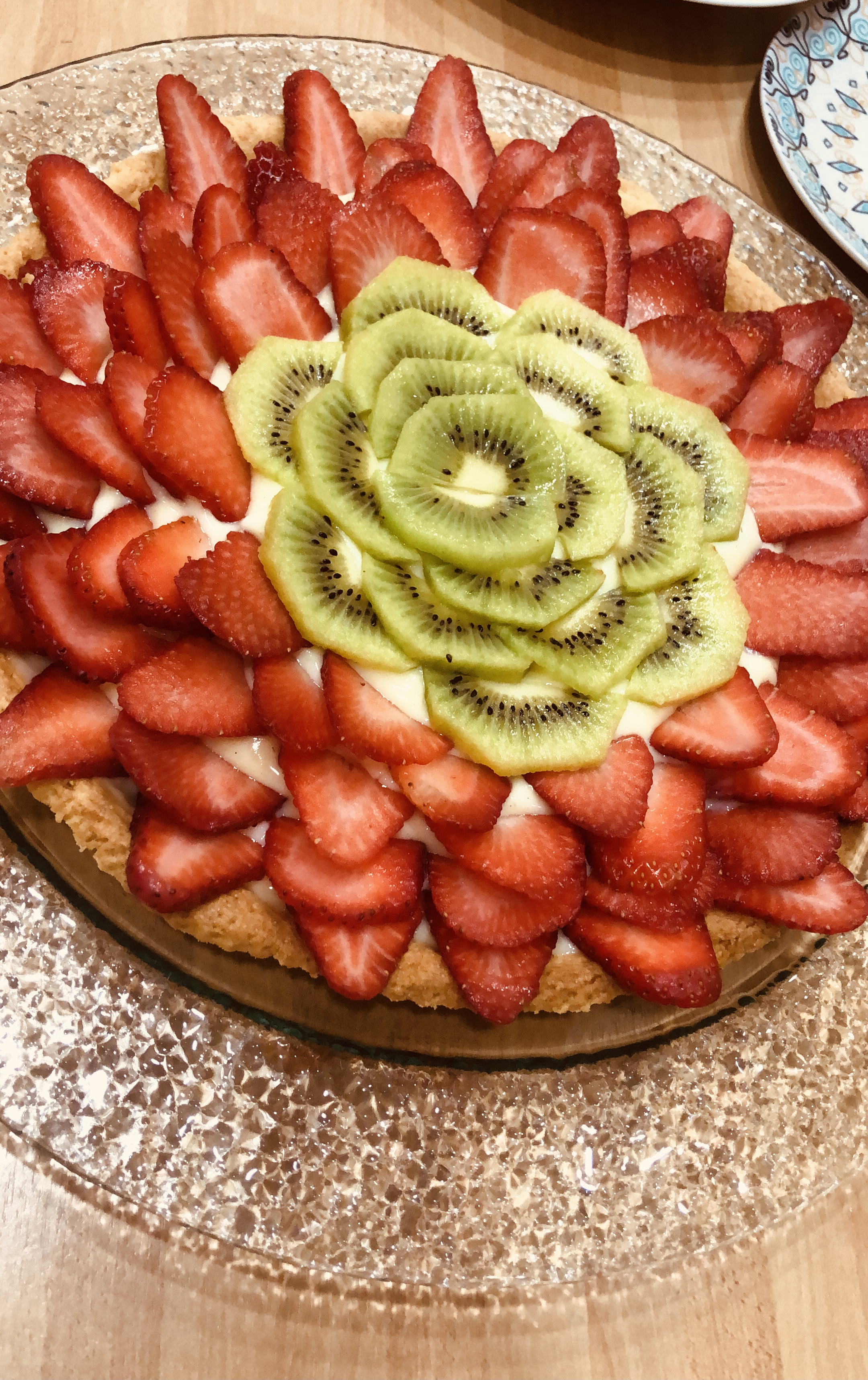 Strawberrie and kiwi tart